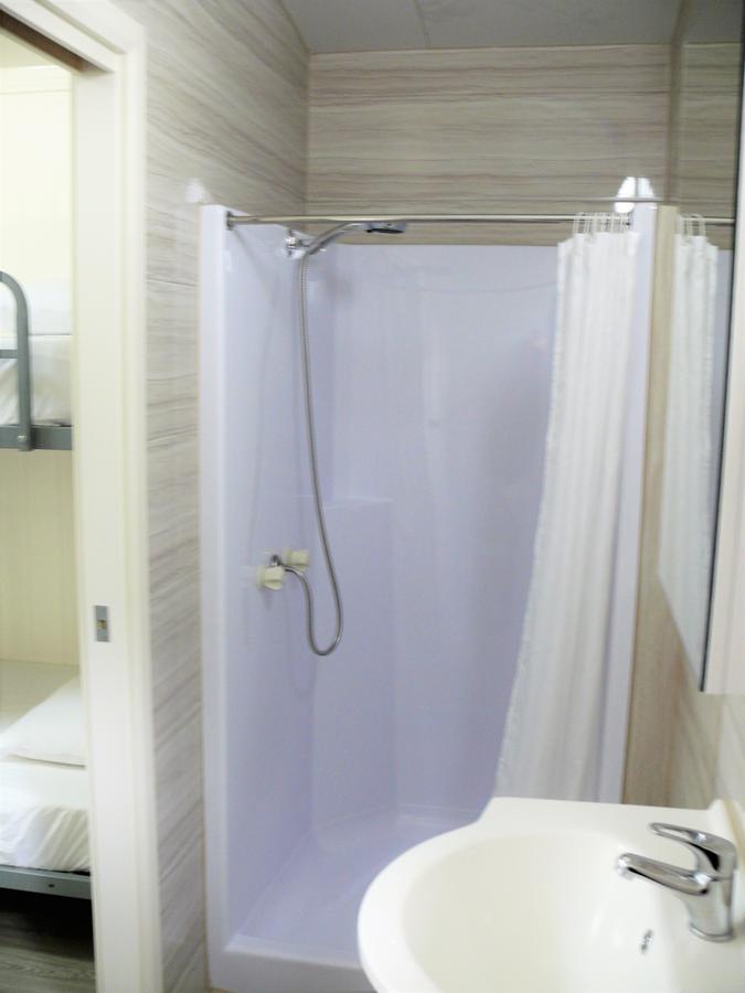 Lismore Lake Holiday Park ภายนอก รูปภาพ