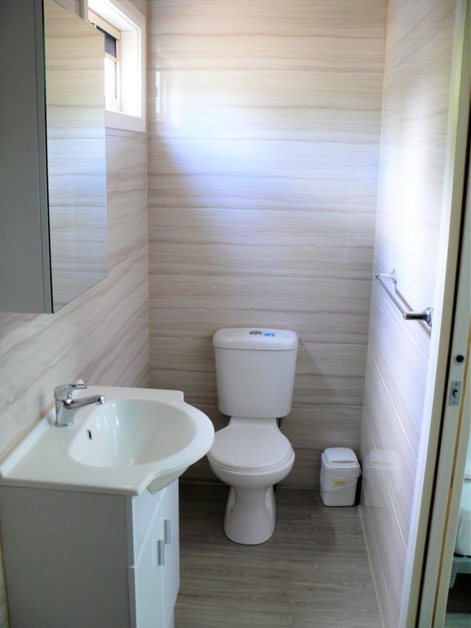 Lismore Lake Holiday Park ภายนอก รูปภาพ