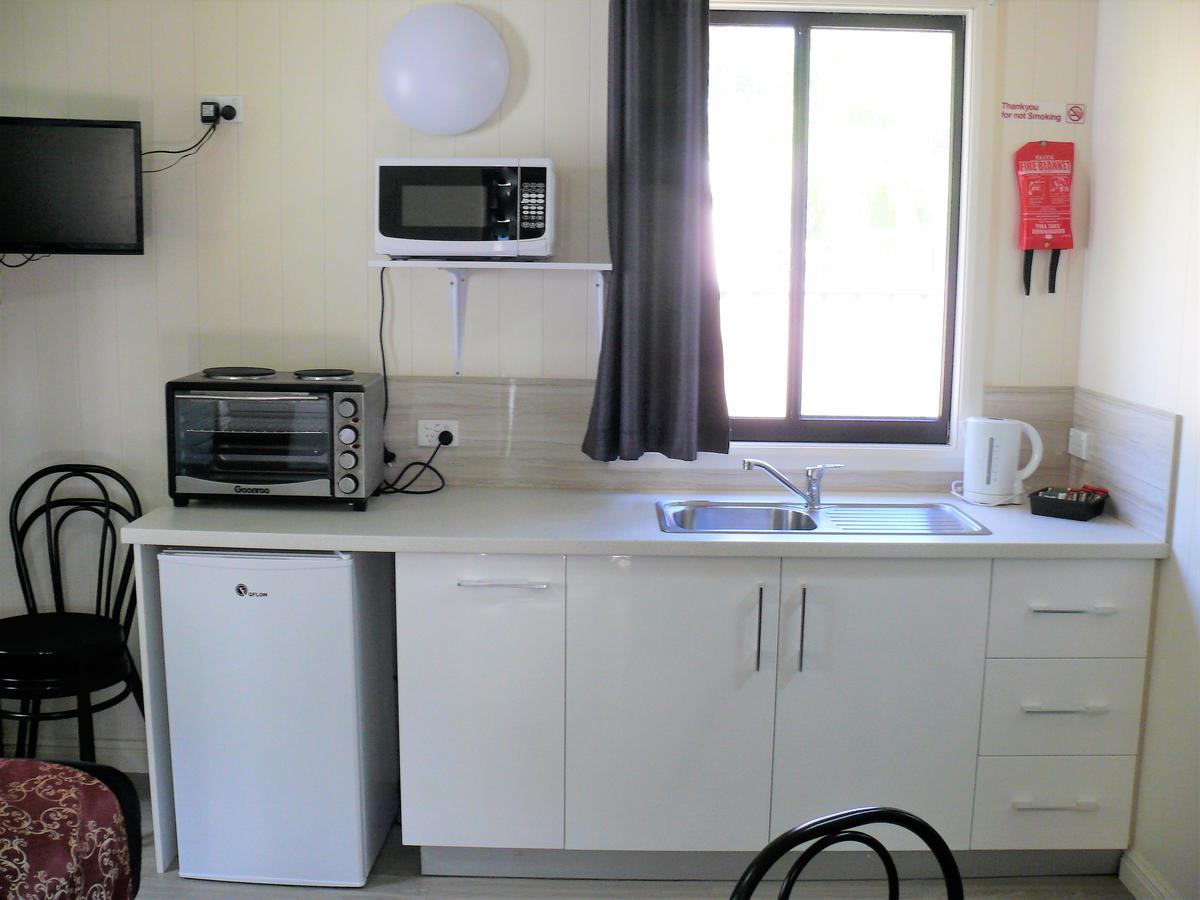 Lismore Lake Holiday Park ภายนอก รูปภาพ