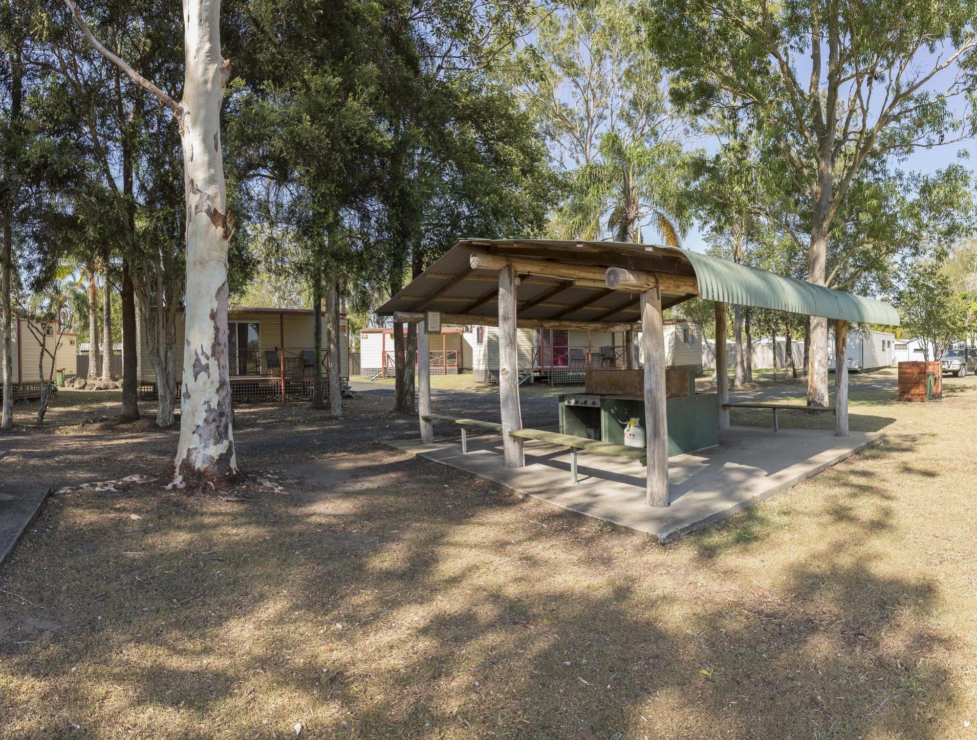 Lismore Lake Holiday Park ภายนอก รูปภาพ