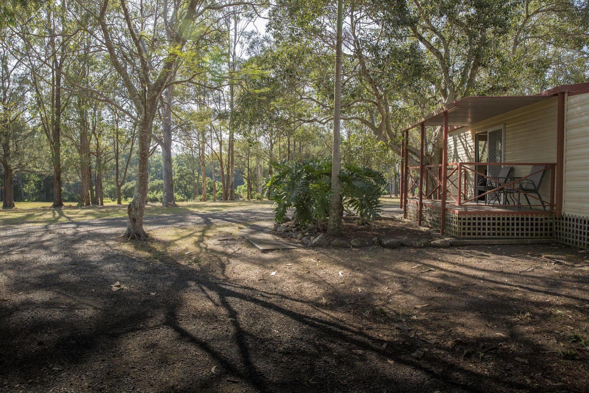 Lismore Lake Holiday Park ภายนอก รูปภาพ